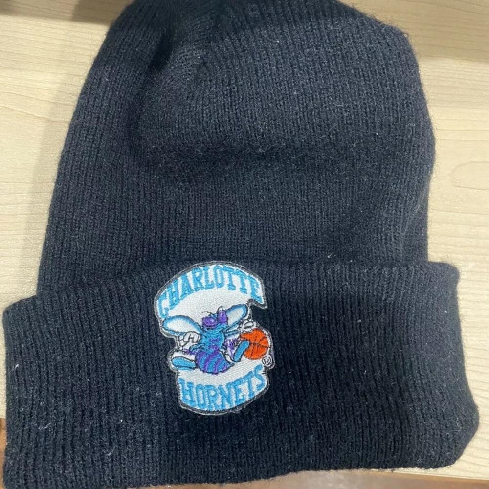 Vintage Charlotte Hornets beanie